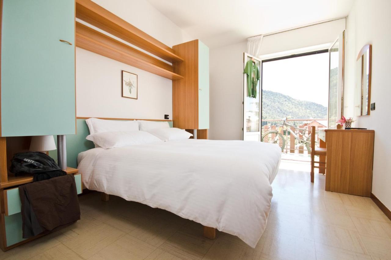 Hotel Martinelli Ronzo-Chienis المظهر الخارجي الصورة