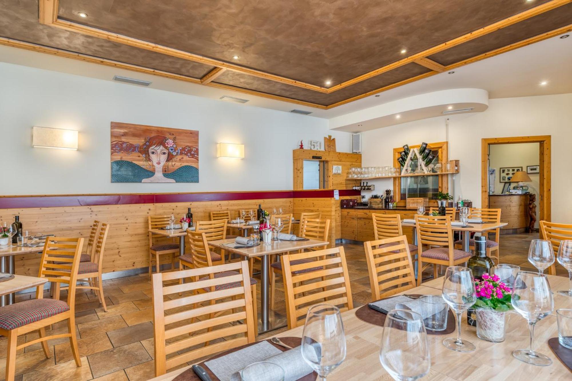 Hotel Martinelli Ronzo-Chienis المظهر الخارجي الصورة
