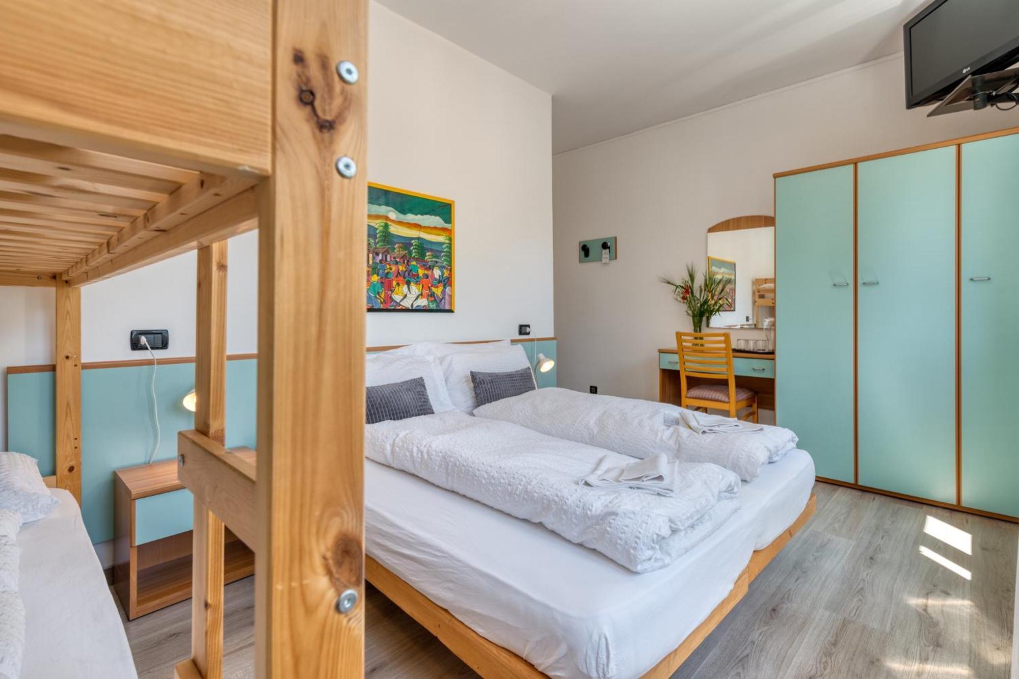 Hotel Martinelli Ronzo-Chienis المظهر الخارجي الصورة