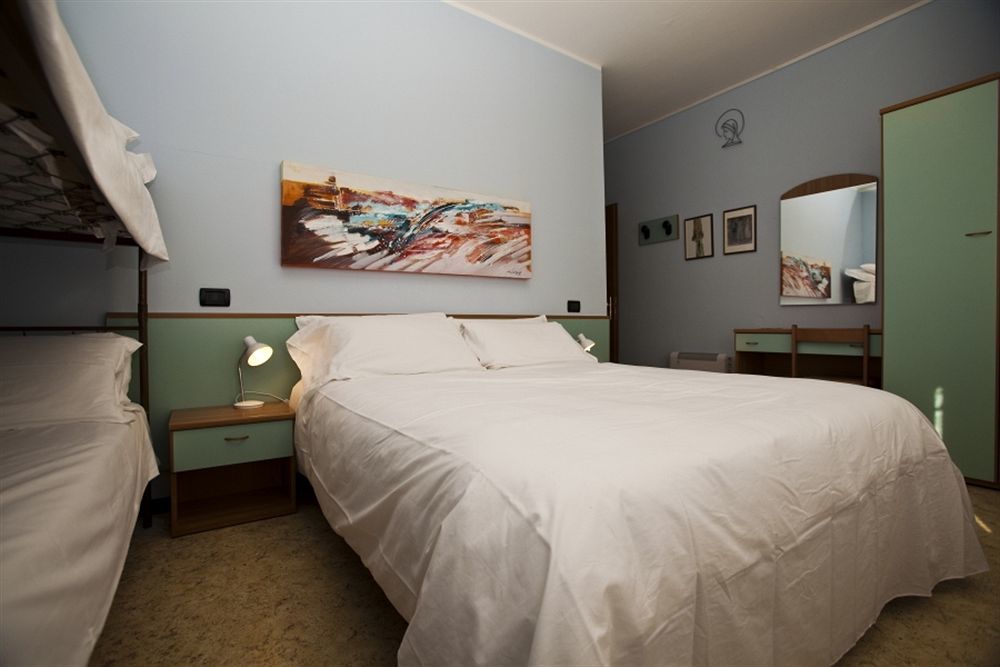 Hotel Martinelli Ronzo-Chienis المظهر الخارجي الصورة
